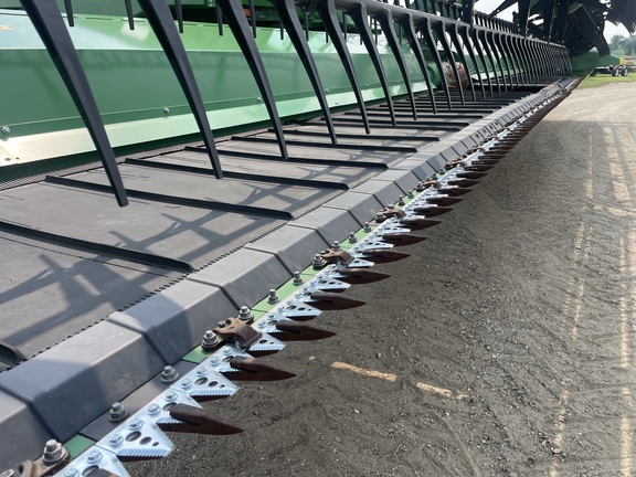 2020 John Deere 745FD Header Combine