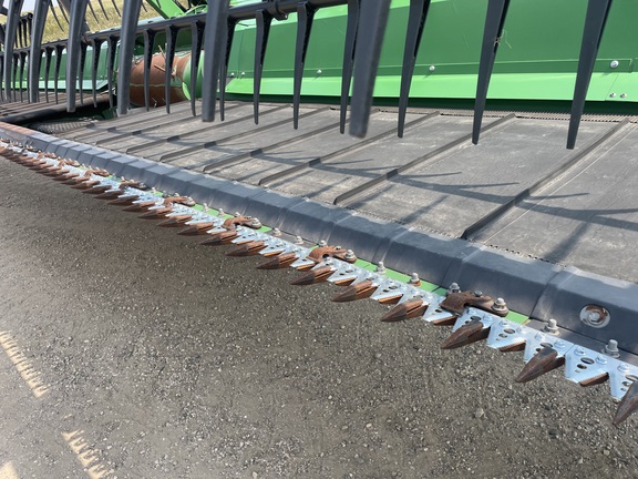 2020 John Deere 745FD Header Combine