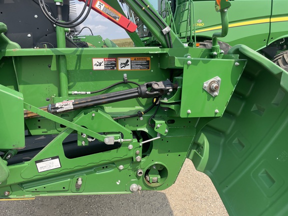2020 John Deere 745FD Header Combine