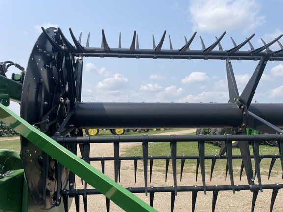 2020 John Deere 745FD Header Combine