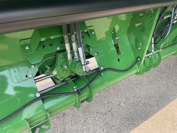 2020 John Deere 745FD Header Combine