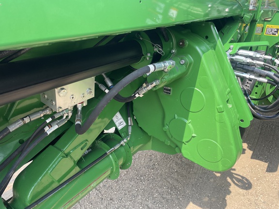 2020 John Deere 745FD Header Combine