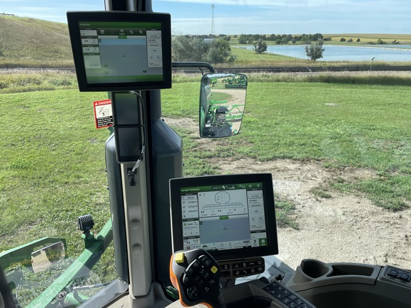 2023 John Deere 612R Sprayer/High Clearance