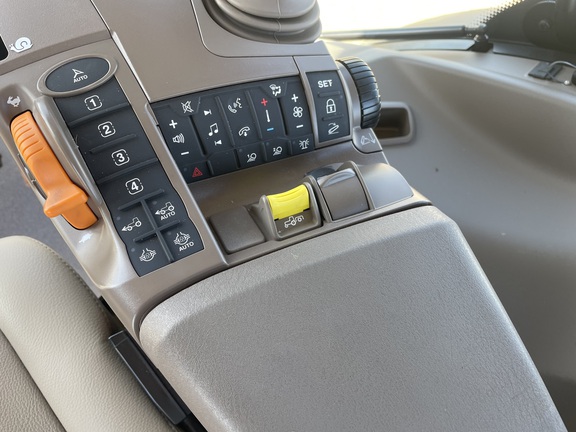 2025 John Deere 6R 165 Tractor