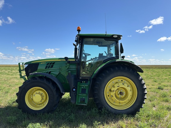 2018 John Deere 6155R Tractor