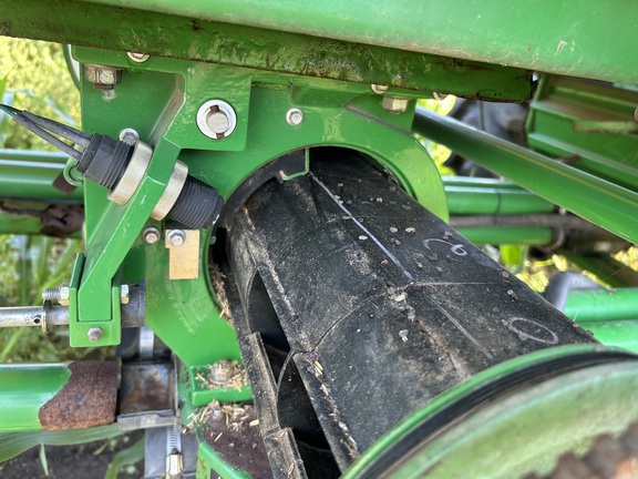 2007 John Deere 1895 Air Seeder