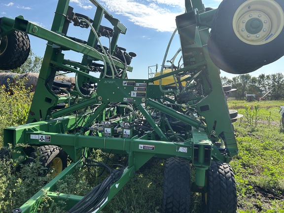 2007 John Deere 1895 Air Seeder