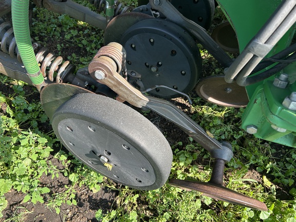 2007 John Deere 1895 Air Seeder