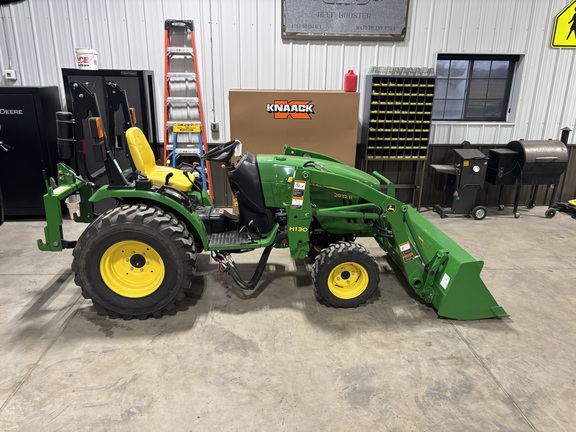 2015 John Deere 2032R Tractor Compact