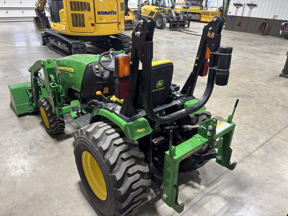 2015 John Deere 2032R Tractor Compact