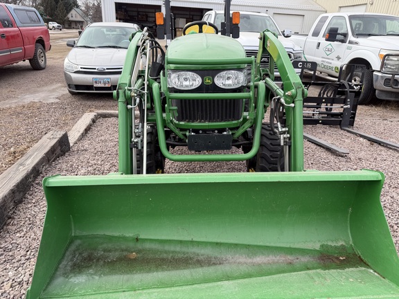 2015 John Deere 2032R Tractor Compact