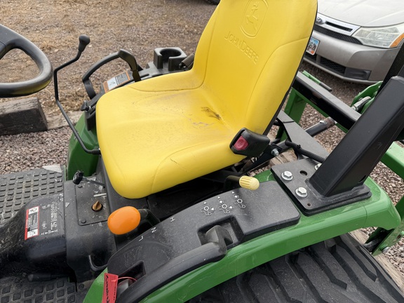 2015 John Deere 2032R Tractor Compact