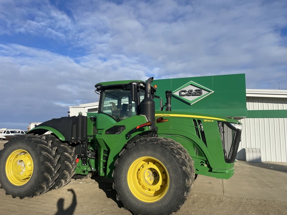 2021 John Deere 9520R Tractor 4WD