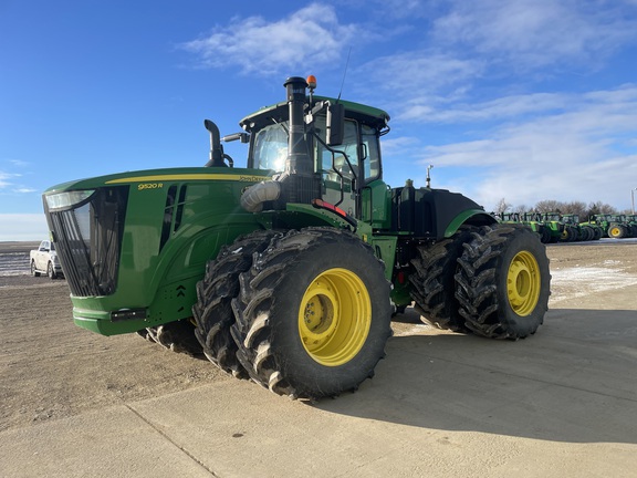 2021 John Deere 9520R Tractor 4WD