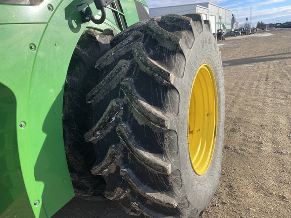 2021 John Deere 9520R Tractor 4WD