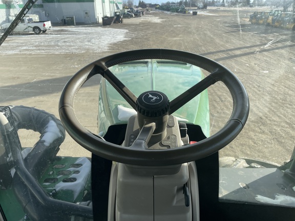 2021 John Deere 9520R Tractor 4WD