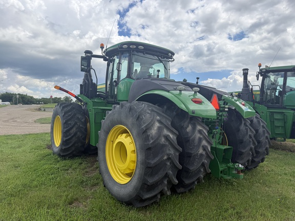 2021 John Deere 9520R Tractor 4WD