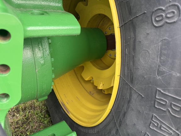 2021 John Deere 9520R Tractor 4WD