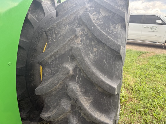 2021 John Deere 9520R Tractor 4WD