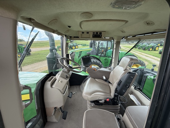 2021 John Deere 9520R Tractor 4WD