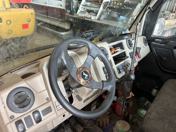 2023 John Deere XUV 835R ATV