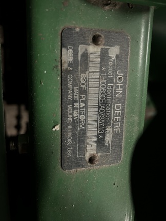 2010 John Deere 630F Header Combine