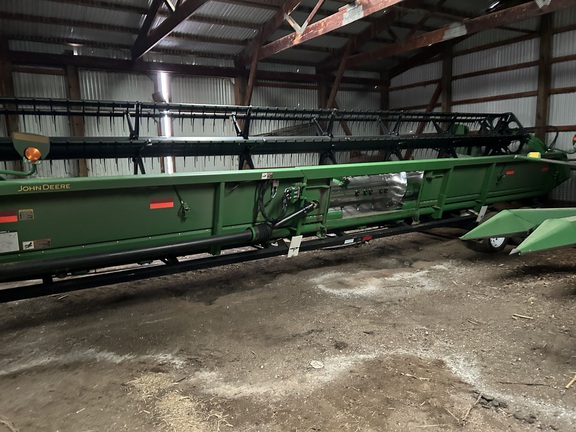 2010 John Deere 630F Header Combine