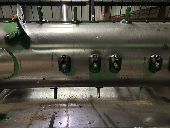 2010 John Deere 630F Header Combine