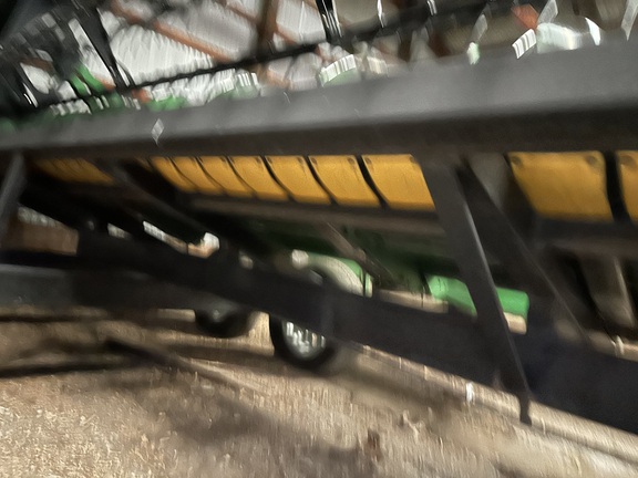 2010 John Deere 630F Header Combine