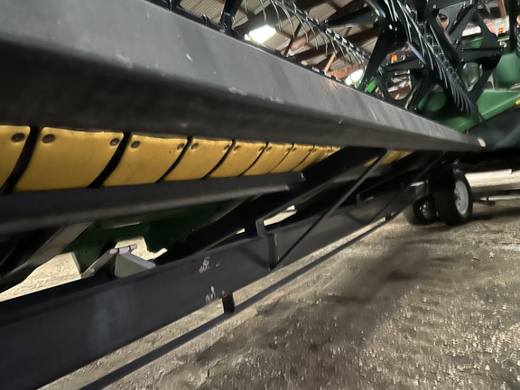 2010 John Deere 630F Header Combine