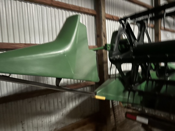 2010 John Deere 630F Header Combine