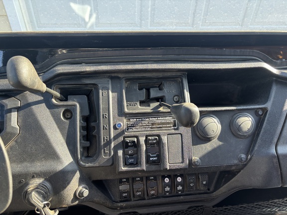 2024 Honda Pioneer 1000 ATV