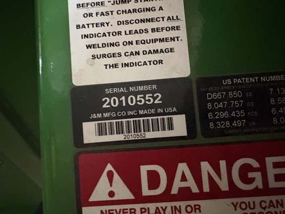 2020 J&M 1522X Grain Cart