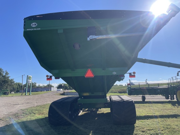 2020 J&M 1522X Grain Cart