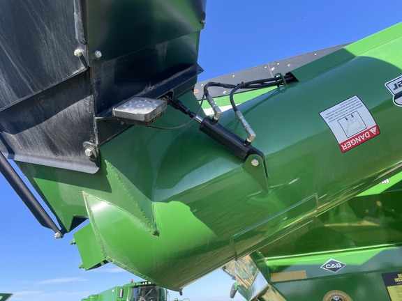 2020 J&M 1522X Grain Cart