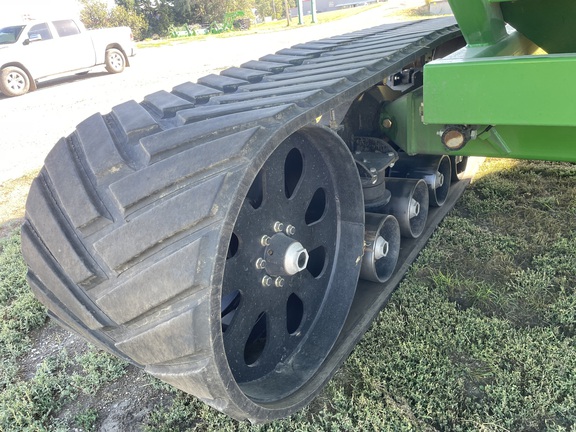2020 J&M 1522X Grain Cart