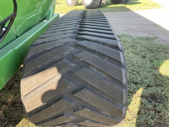 2020 J&M 1522X Grain Cart
