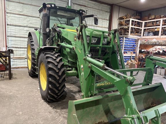 2014 John Deere 6190R Tractor