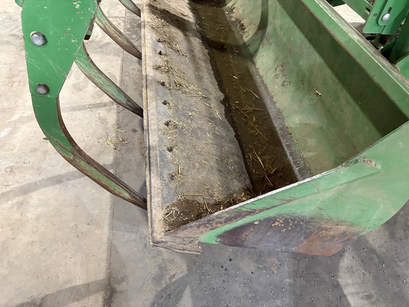 2014 John Deere 6190R Tractor