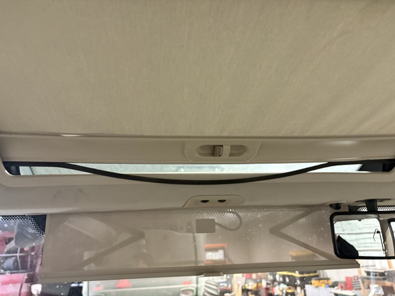 2014 John Deere 6190R Tractor