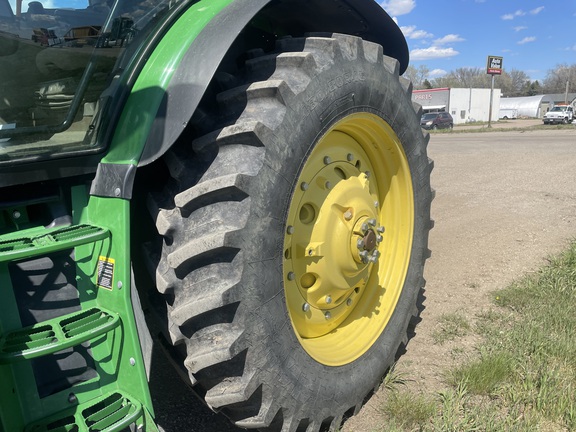 2014 John Deere 6190R Tractor
