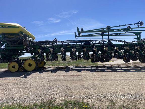 2014 John Deere DB80 Planter