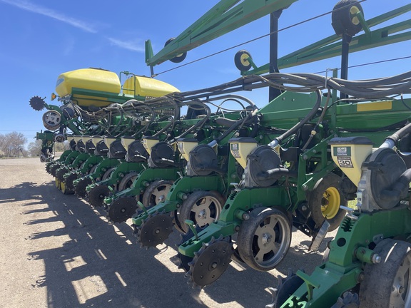 2014 John Deere DB80 Planter