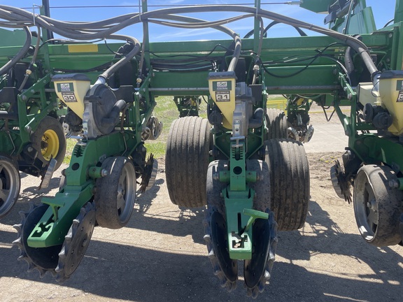 2014 John Deere DB80 Planter
