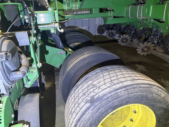 2013 John Deere DB90 Planter