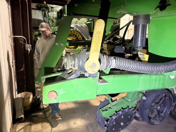 2013 John Deere DB90 Planter