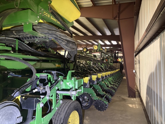 2013 John Deere DB90 Planter