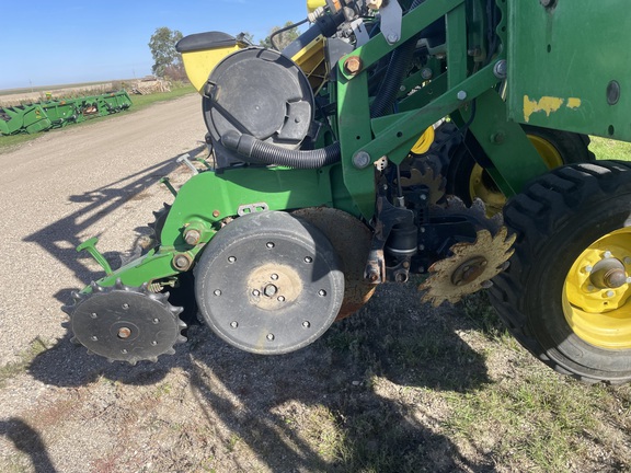2013 John Deere DB90 Planter