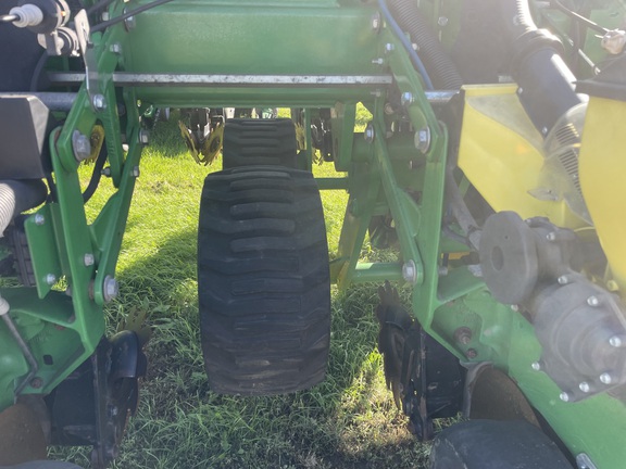 2013 John Deere DB90 Planter