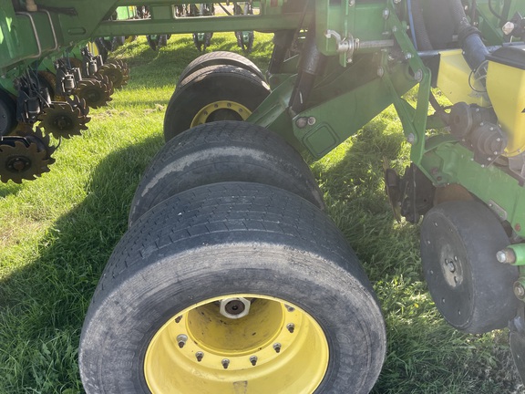 2013 John Deere DB90 Planter